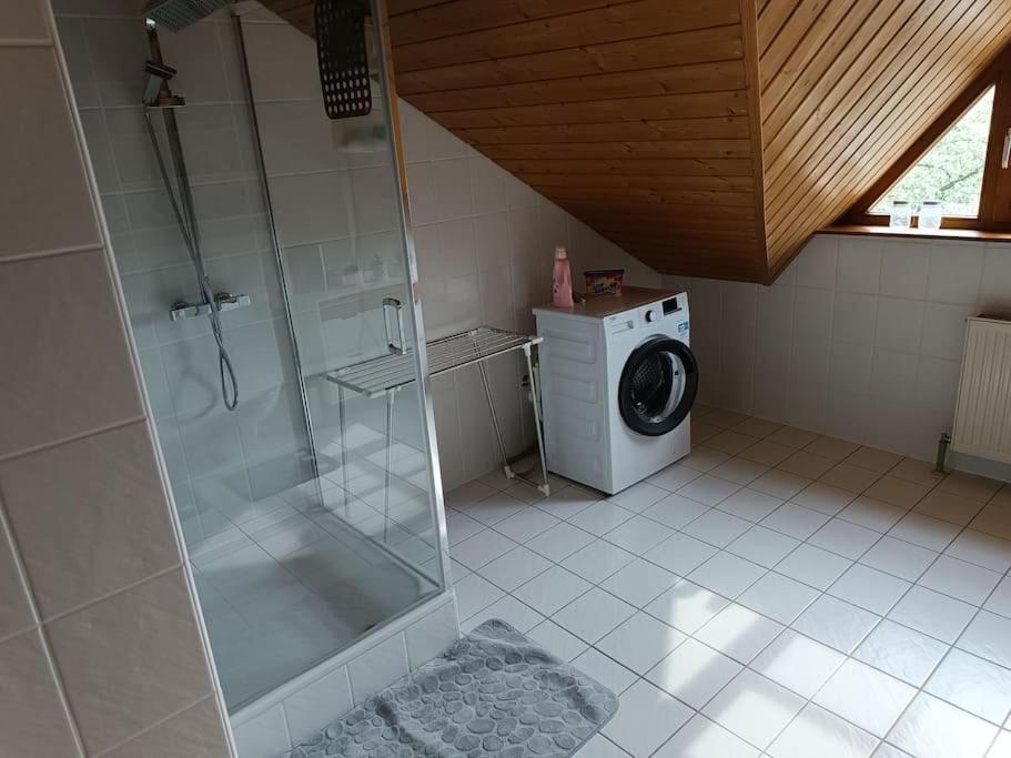 Ferienwohnung - Dachgeschoss Schmuckstueck Wolnzach Exteriör bild